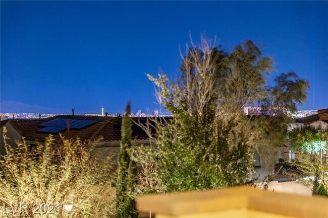 Building Photo - 12125 Vista Linda Ave