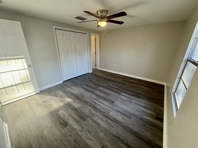 Building Photo - 403 Tillman Ave SW