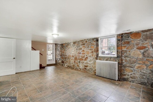 Building Photo - 3209 19th Rd N