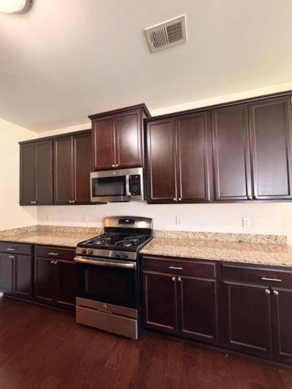 Building Photo - 201 Ashewicke Dr