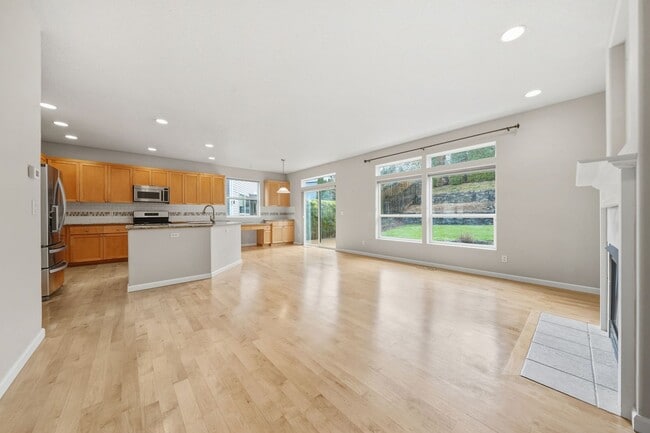 Building Photo - 9035 SW Ivory St