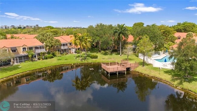 Building Photo - 640 N University Dr