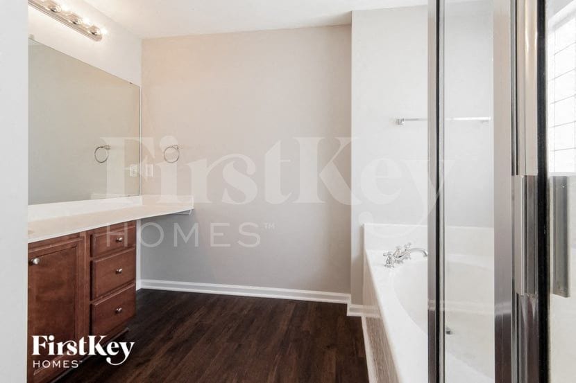 Building Photo - 2815 Pottinger Dr