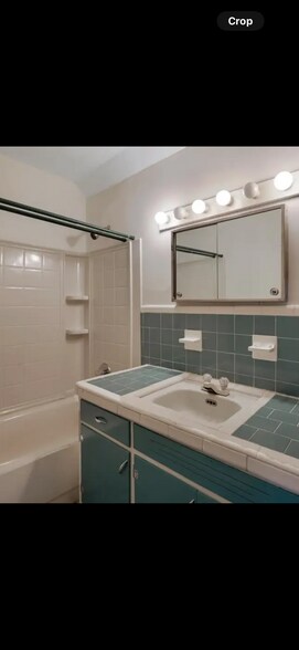 Building Photo - 1522 Monaco Dr