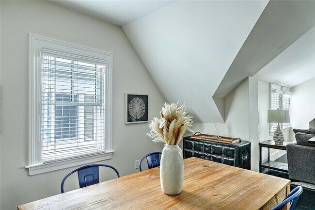 Building Photo - 26 S Angell St