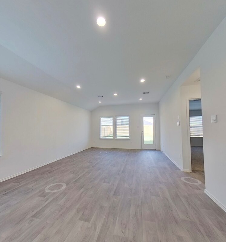 Building Photo - 2434 Moraine Vly Dr