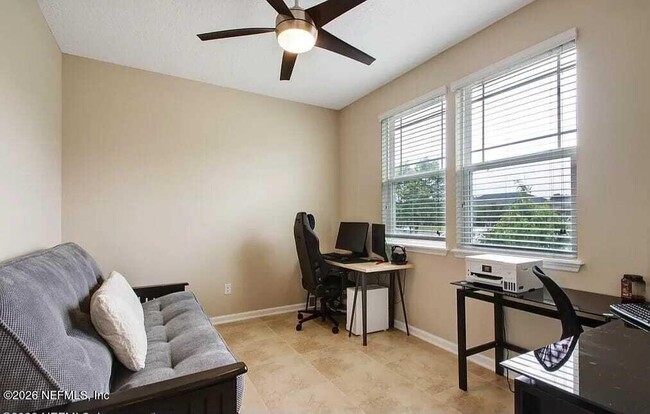 Building Photo - 459 Vineyard Ln