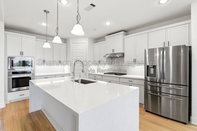Building Photo - 24610 Bardona Way