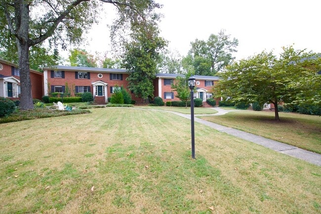 Building Photo - 3535 Roswell Rd NE