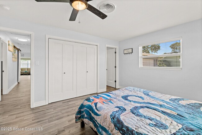 Building Photo - 346 Cyprus Dr