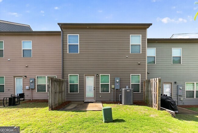 Building Photo - 7151 Chara Ln