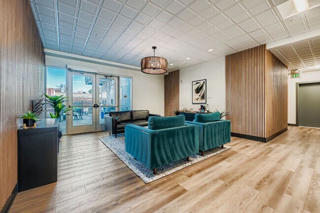 Building Photo - Turnkey 2 BDR Condo in the Heart of Boulder