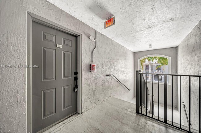 Building Photo - 15400 SW 284th St