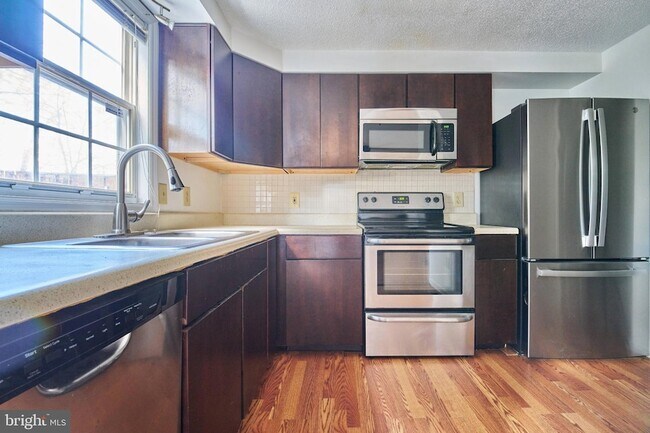 Building Photo - 1786 Jacobs Meadow Dr