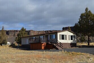 Building Photo - Welcome Home!