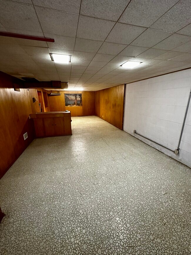 Building Photo - 1001 Virginia St