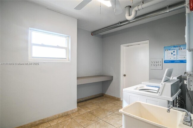 Building Photo - 1425 Atlantic Shores Blvd