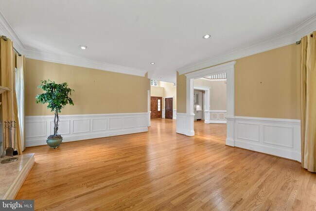 Building Photo - 532 Springvale Rd