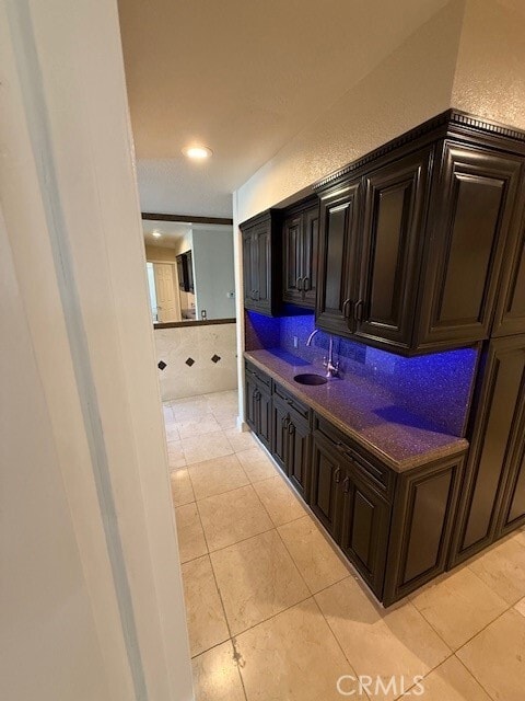 Building Photo - 3350 Deaver Dr