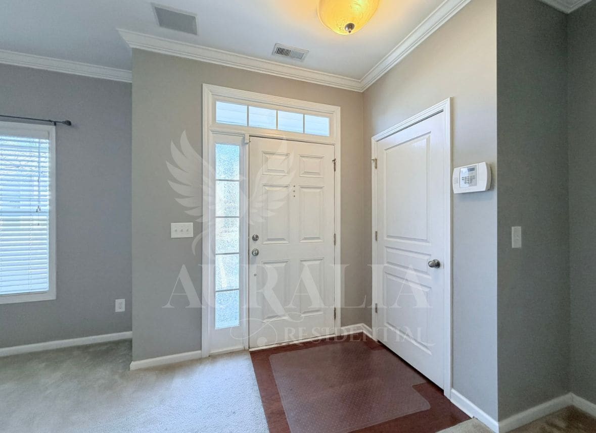 Building Photo - 705 Keystone Park Dr