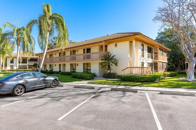 Building Photo - 145 Brackenwood Rd