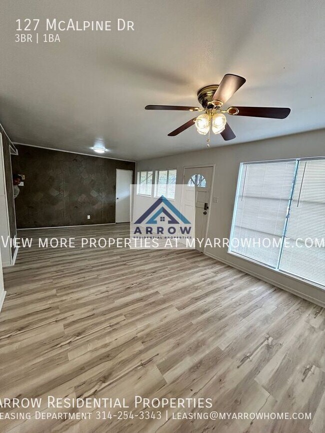 Building Photo - 127 McAlpine Dr-