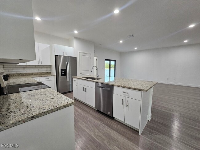 Building Photo - 8059 Sherwood Cir