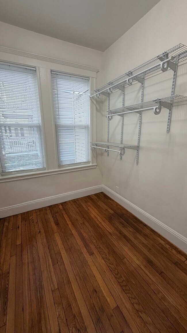 Building Photo - 27 Hosmer St
