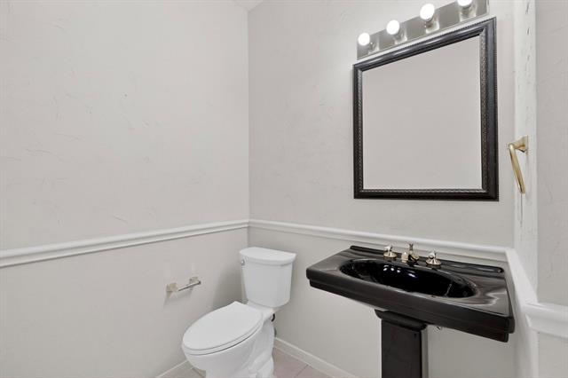 Building Photo - 113 Silver Rock Dr