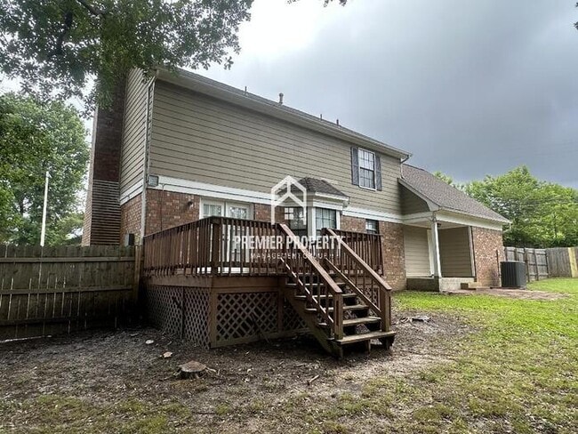 Building Photo - 995 Red Fox Cove