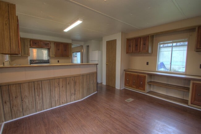 Building Photo - 30 PR 1186 Lot 8