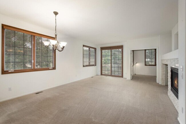 Building Photo - 31097 Big Bear Dr