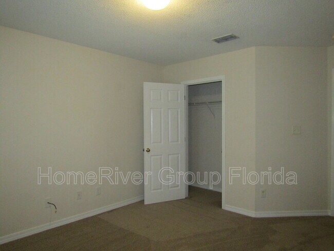 Building Photo - 4045 Buttonbush Dr