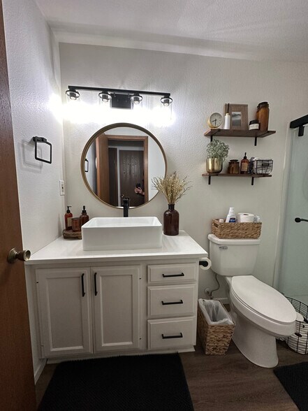 Building Photo - 339 E 600 S