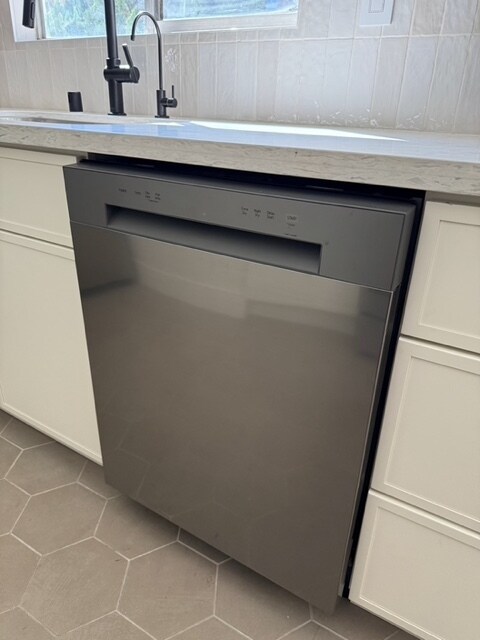 Building Photo - 1011 Hilldale Ave