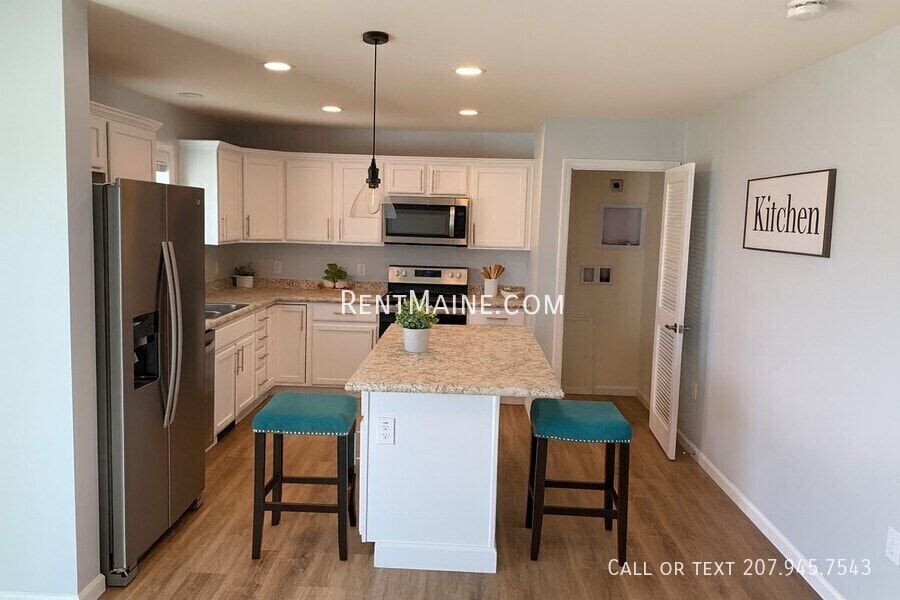 Building Photo - 208 Rocky Rdg Dr