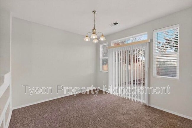 Building Photo - 6520 Los Pueblos Pl NW