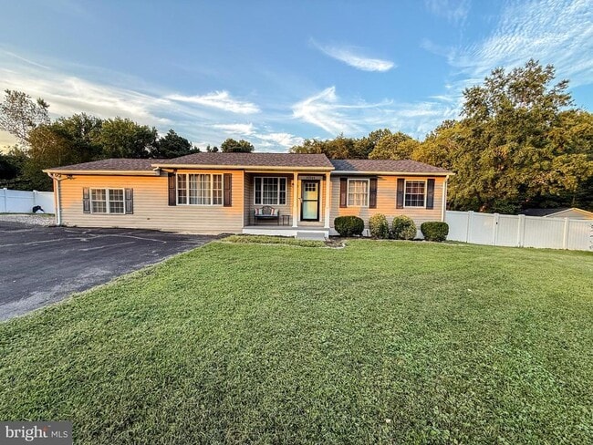 Building Photo - 42544 Keith Ct