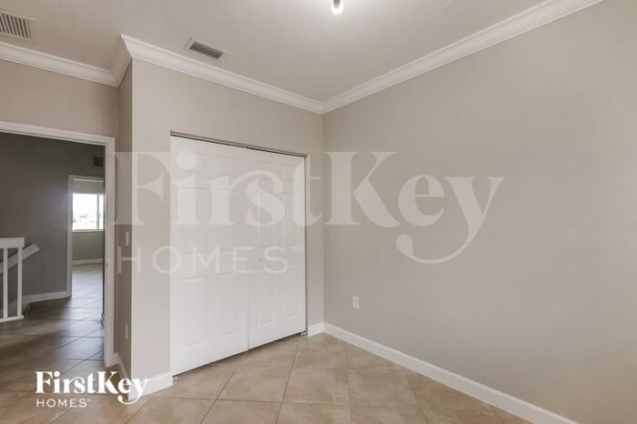 Building Photo - 14123 SW 158th Ct