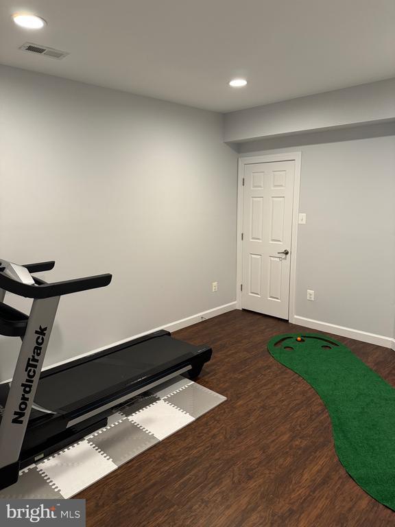 Building Photo - 5105 Hugunin Way