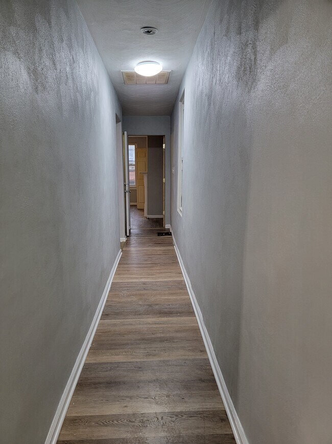 Building Photo - 127 Margaret Street