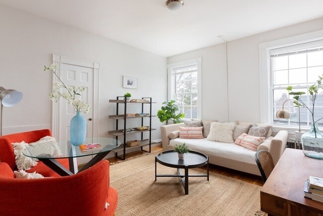 Building Photo - 16 Chauncy St