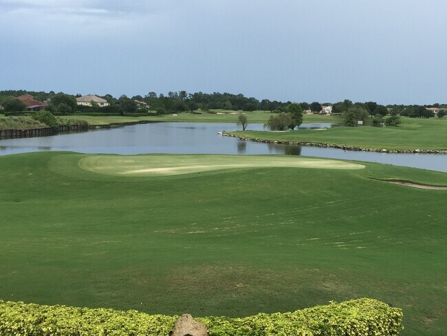 Building Photo - 3/2.5 Townhouse in Eagle Creek Golf Course Community of Lake Nona (Gated)
