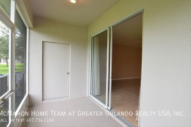 Building Photo - AVALON LAKES 3br 2.5ba townhome, OVER 2000...