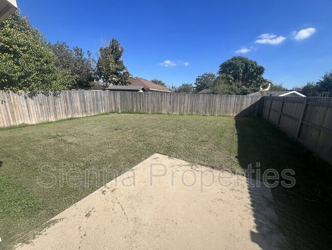 Building Photo - 2509 Elara Dr
