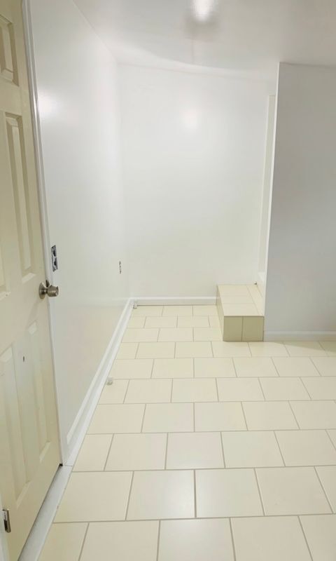 Building Photo - 2624 Live Oak St
