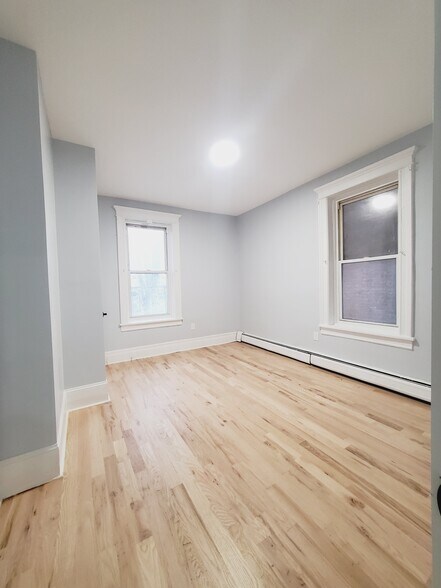 81 Bostwick Ave 2R - 76A Bostwick Ave