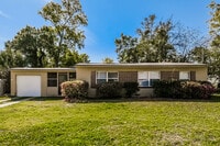 Building Photo - 7909 Caxton Cir W