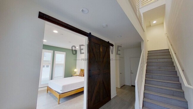 Building Photo - Coming Soon: Beautifully Furnished 3Bd 3.5Ba Condo in Costa Mesa