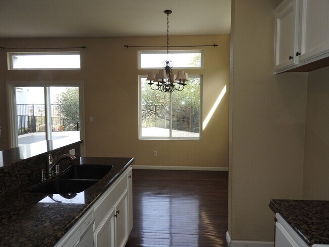 Building Photo - "Stanford Village - Gated with Pool & View"